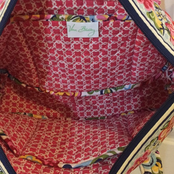Vera Bradley Shoulder Bag - Picture 6 of 7